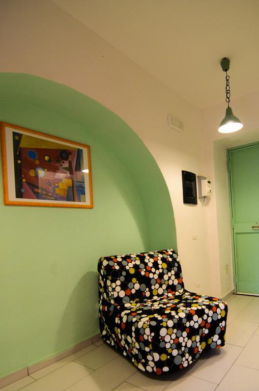 Shine Apartment Napels Kamer foto